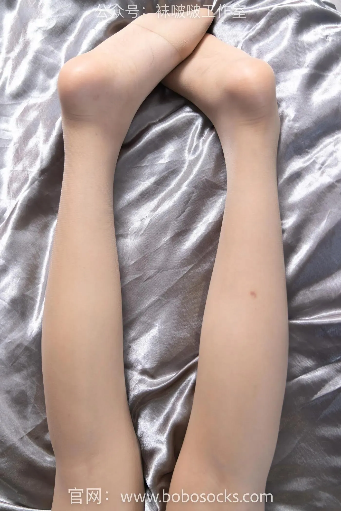 [BoBoSocks袜啵啵]NO.126 小甜豆-华伦天奴高跟鞋、肉丝 [141P]插图8